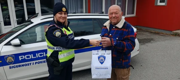 Povodom Dana muškaraca policija darovala uzorne vozače