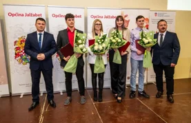 AUDIO Na svečanoj sjednici Općinskog vijeća uručene prigodne nagrade