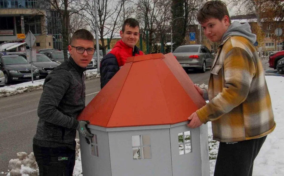 Pogledajte kako su srednjoškolci uredili gradsku špicu