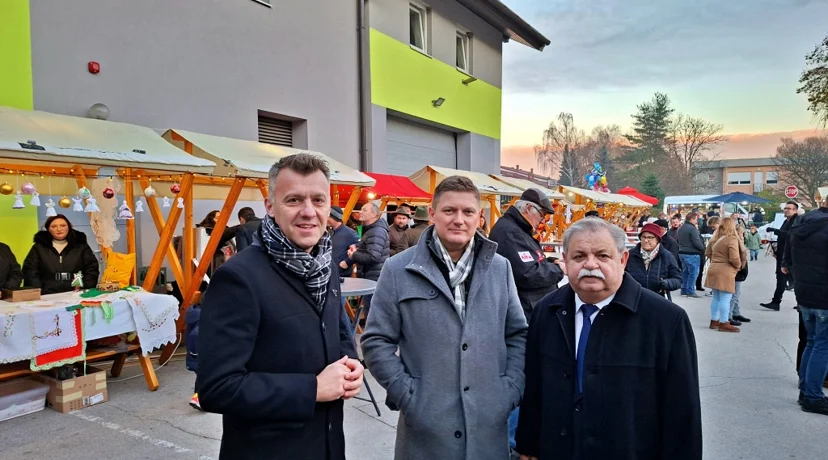 FOTO Rekordni broj izlagača na Adventu u Cestici