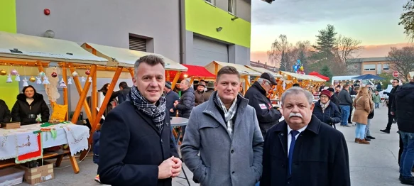 FOTO Rekordni broj izlagača na Adventu u Cestici