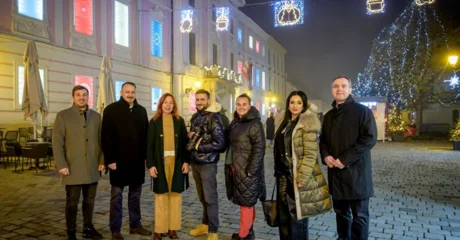 Županijska palača i ove je godine pretvorena u atraktivni adventski kalendar