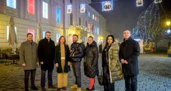 Županijska palača i ove je godine pretvorena u atraktivni adventski kalendar