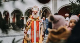 Sveti Nikola i krampus u petak obilaze varaždinske mališane - ovo je njegova ruta