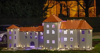 Zasvijetlio Stari grad, postavljen mlin, podignuta i replika piramide na Ivančici!