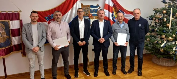 Potpisani ugovori - Centrima izvrsnosti iz odbojke i atletike nova financijska sredstva