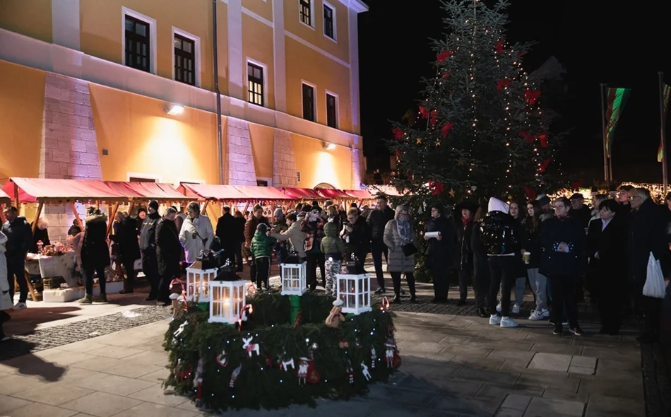 Uskoro počinje podjela božićnica umirovljenicima s topličkog područja - evo rasporeda