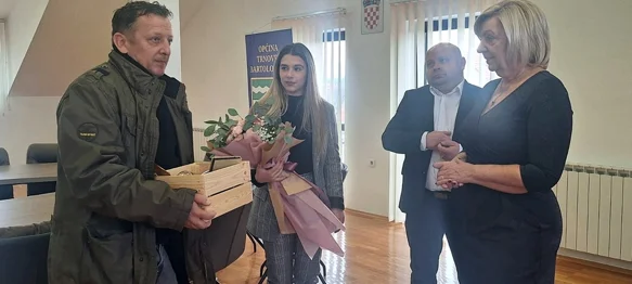 Načelnica Vitković upriličila prijem za Stefani Hrman, svjetsku prvakinju u latino-američkim plesovima