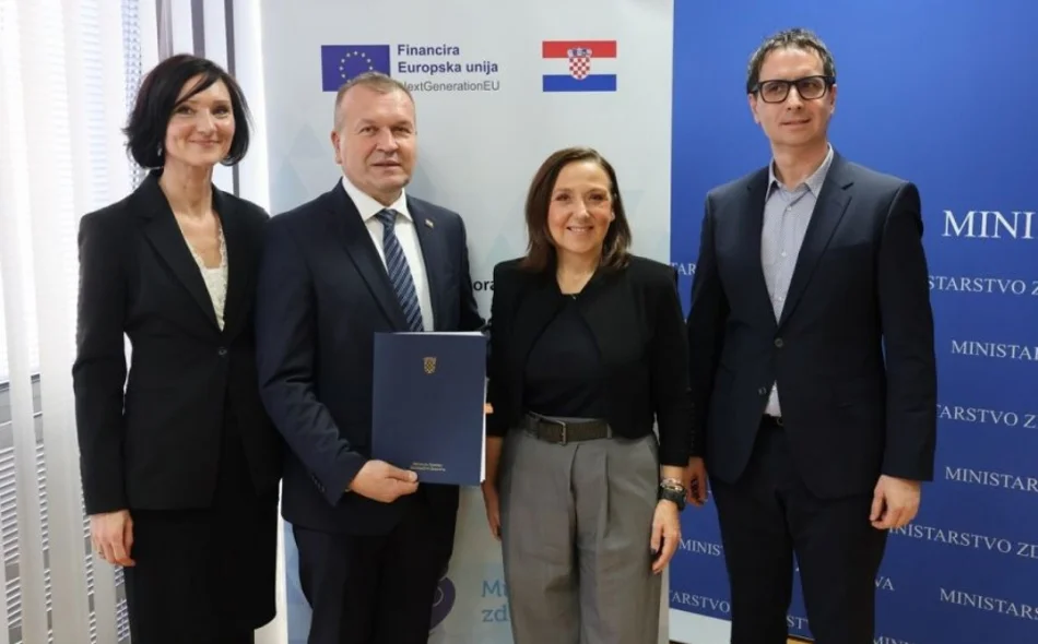 Ravnomjeran razvoj Varaždinske županije - ministrica Hrstić uručila ugovore za dva nova vozila