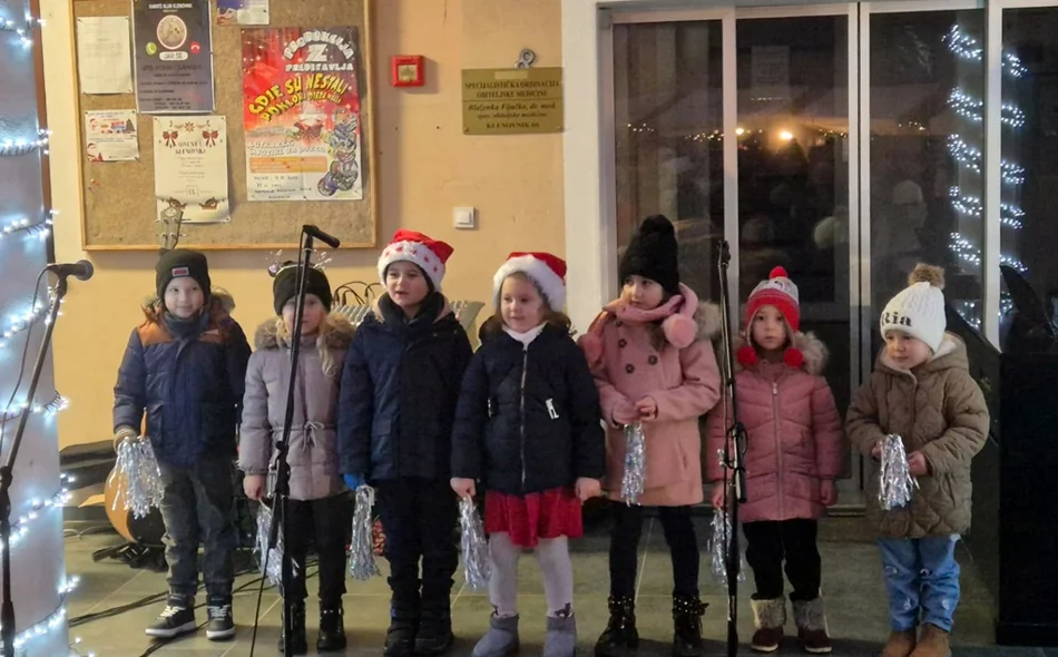 Djeca, udruge i moto mrazovi uljepšali Advent u Klenovniku