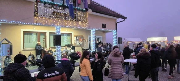 Djeca, udruge i moto mrazovi uljepšali Advent u Klenovniku