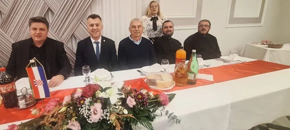Marković i Lukačić na krsnoj slavi Svetog Nikole
