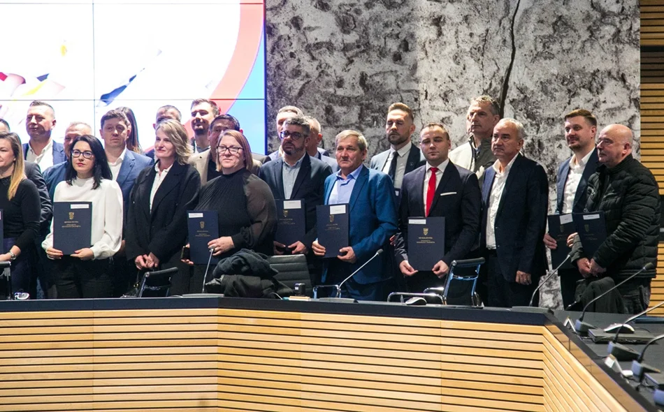 AUDIO Ministarstvo podržalo nastavak STEM radionica, ali i učenje odbojke te kulturno-umjetničke programe