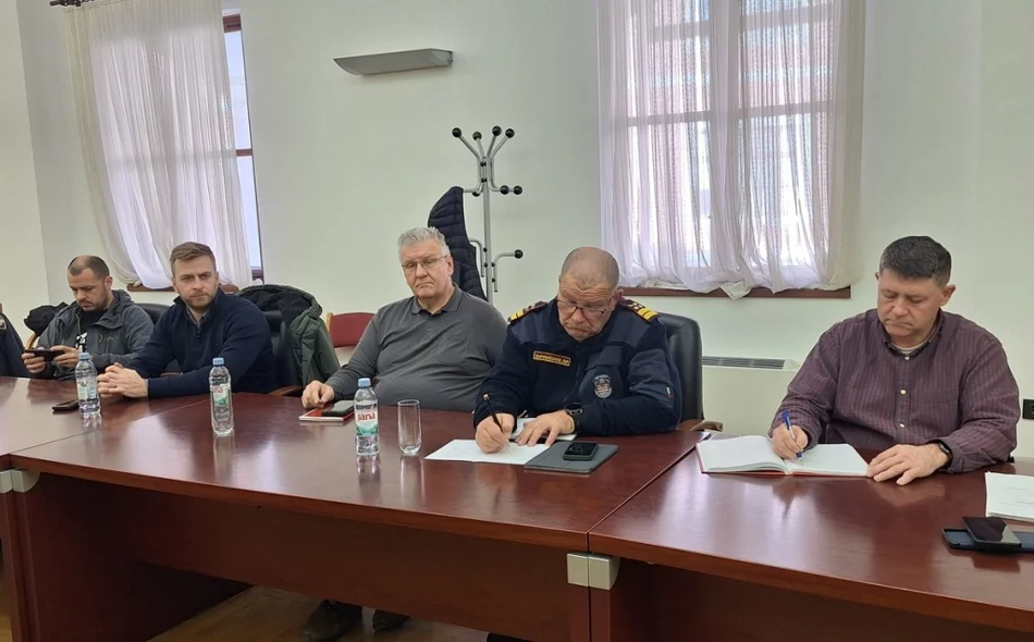 Obrisi bijelog Božića - 234 vatrogasne intervencije, 16 prometnih i više od 2000 prekovremenih sati!