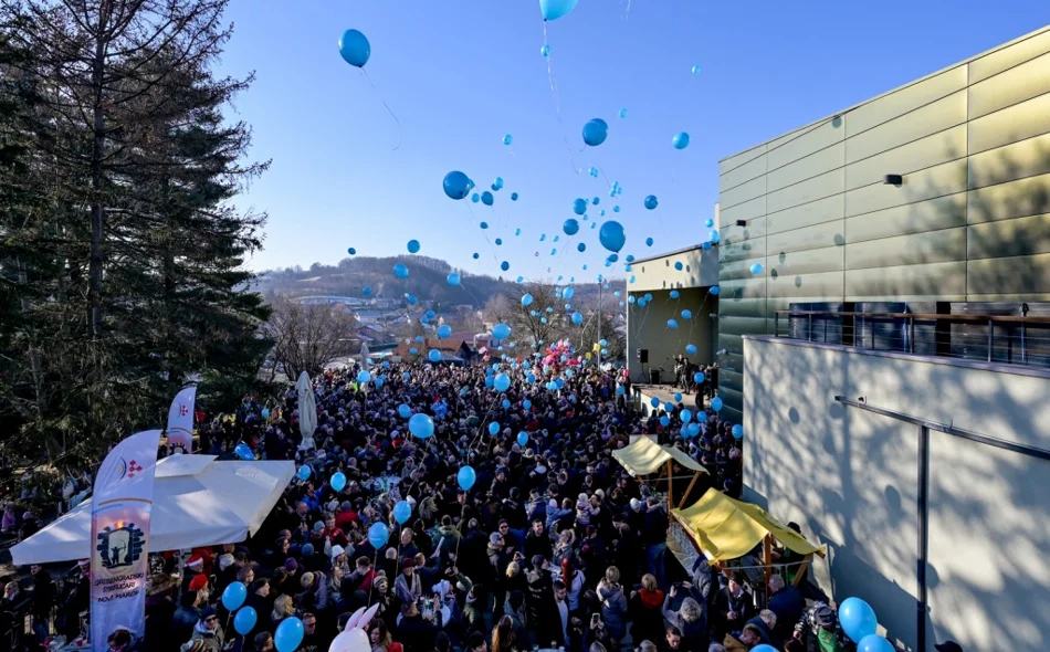 Pod motom &bdquo;Ziher je ziher&rdquo;, Novomarofčani svih generacija još su jednom Novu godinu dočekali u podne