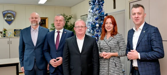 Zahvala onima koji brinu o sigurnosti i zdravlju građana