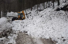 Lavina zatrpala cestu prema Ivančici, Batinić: Mi ovdje najbolje znamo sve opasnosti i ćudi Ivančice