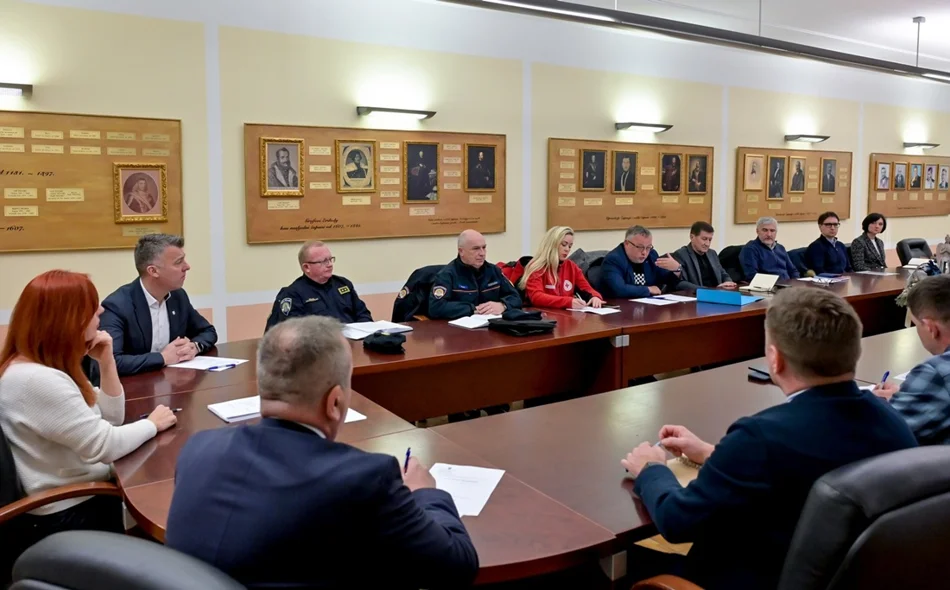 Unatoč obilnom snijegu i niskim temperaturama, žurne službe bez povećanog broja intervencija