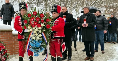 FOTO &bdquo;Čuvanjem sjećanja odajemo počast žrtvama, ali i svjedočimo putu Hrvatske&rdquo;
