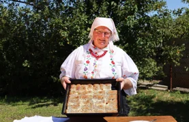 VIDEO Babica Agata otkriva tajne maruševečkog kraja &ndash; priprema nam hajdine makarune i hajdine sirne štrukle