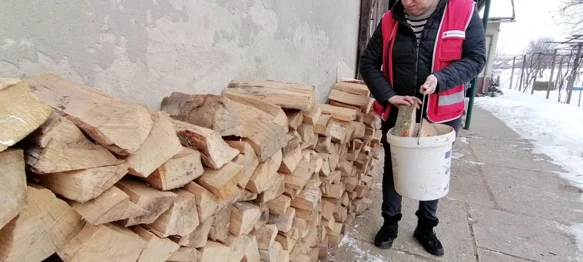 Svakodnevno na terenu, u otežanim zimskim uvjetima vode brigu skoro o 600 nemoćnih, bolesnih i potrebitih osoba