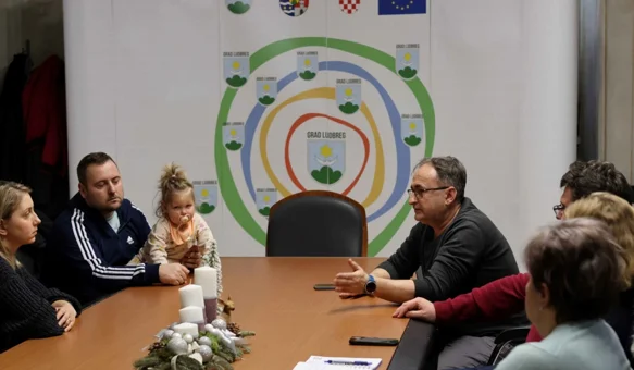 Grad Ludbreg pružio podršku malenoj Anđelini koja boluje od rijetke progresivne bolesti