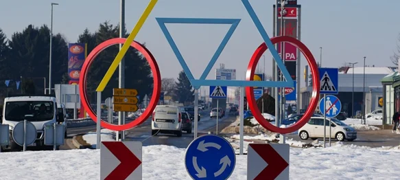 Skulptura bicikla kao znak dobrodošlice na ulazu u Varaždin - grad bicikala