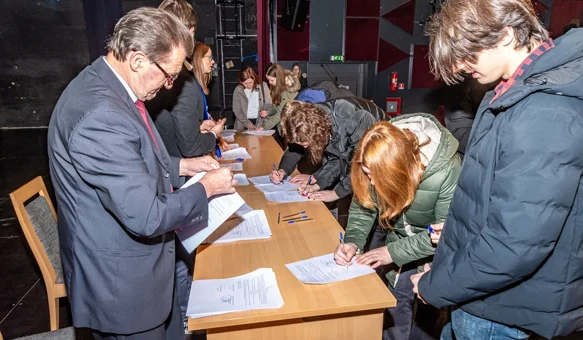 Potpisani ugovori: Grad Novi Marof osigurao 90.000 eura za studentske stipendije