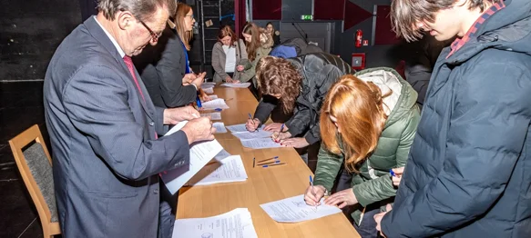 Potpisani ugovori: Grad Novi Marof osigurao 90.000 eura za studentske stipendije