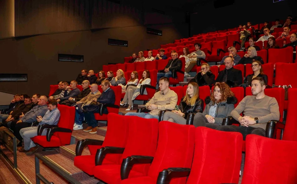 FOTO Ivanečkim sportašima i klubovima dodijeljene nagrade za posebne uspjehe u sportu u 2025.