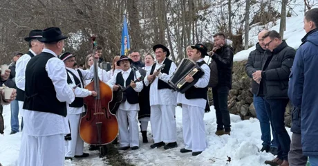 U organizaciji KUD-a &bdquo;Cvetlinski zvon&ldquo; i Vinogradarske udruge Gerico, u Jamnu održan 18. Vincekov rez