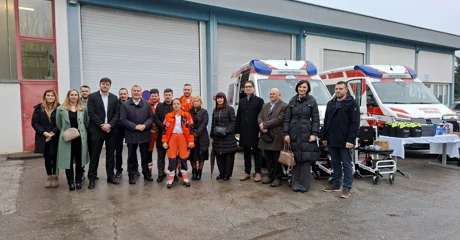 Zavodu za hitnu medicinu uručena nova vozila i čitav niz suvremene medicinske opreme