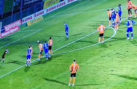 NK Varaždin došao do bodova na snijegom natopljenom Apašu