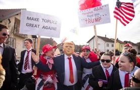 FOTO Niti Trump nije propustio šareni Toplički fašnik!