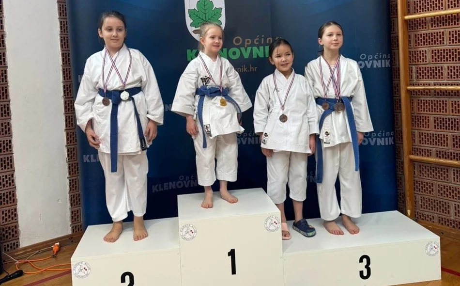 Karate klub Klenovnik pred svojim navijačima ponovno odnio titulu najboljeg kluba