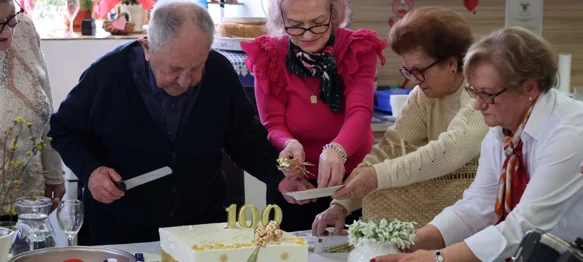 Ludbreški umirovljenici napravili feštu Gabreku za 100. rođendan!