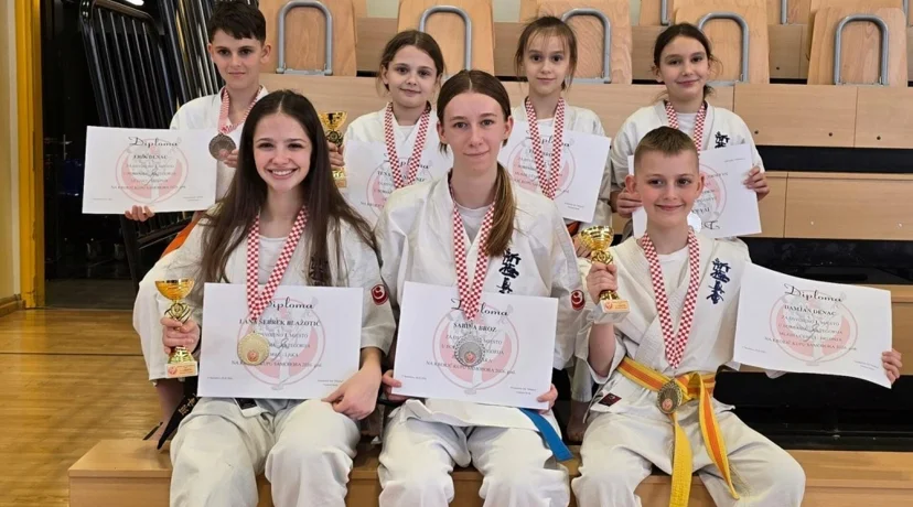 Tri zlatne i četiri srebrne medalje za topličke borce