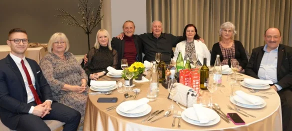 Uz pjesmu, ples i jaglace umirovljenici proslavili Dan žena