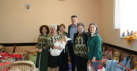 Održana 19. izložba ručnih radova &bdquo;Od kolijevke do škole&ldquo; u Donjem Kućanu