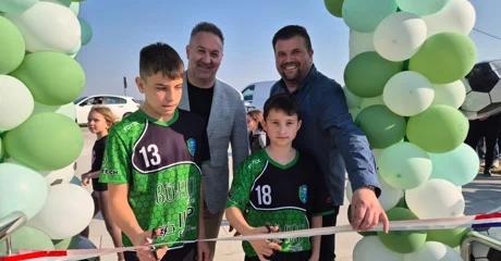 FOTO Otvoreno novo malonogometno igralište s umjetnom travom