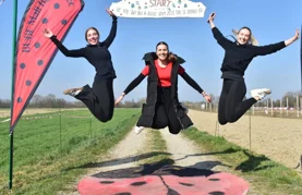 Utrka u Malom Bukovcu za sve stare kuke i dame u najboljim godinama privukla više od 150 natjecatelja