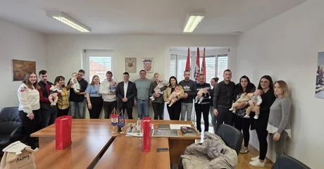 Andrej, Jan, Kim, Lena, Noa, Olivera, Una i Zita prve su ovogodišnje bebe u Jalžabetu