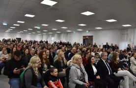 FOTO Jedna od najpoznatijih cestičkih manifestacija ispunila društveni dom do posljednjeg mjesta