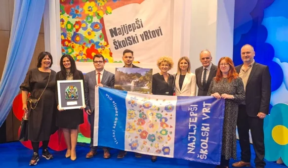 Prva privatna gimnazija Varaždin ima najljepšu učionicu na otvorenom u Hrvatskoj!