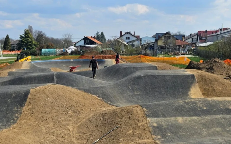 U okolici se gradi prvi moderni pump track poligon