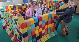 Unaprijeđeni uvjeti u topličkom vrtiću: Nova oprema potiče razvoj i kreativnost djece