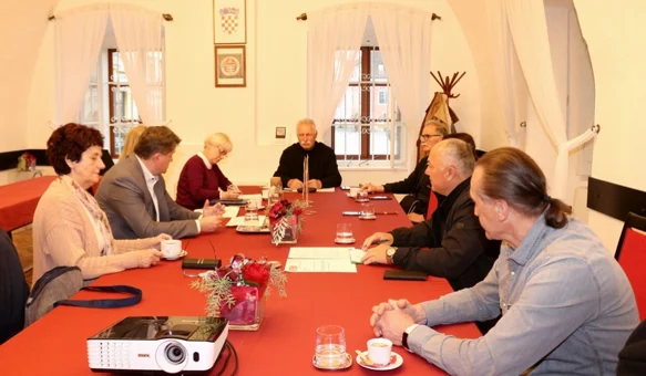 Varaždinski umirovljenici će i ove godine uživati na besplatnom izletu u Mošćeničku Dragu