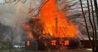 Od prekrasne drvene kuće za najam ostao samo pepeo, šteta 100 000 eura!