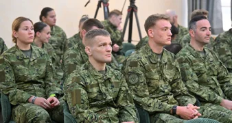 Sari Kolak, Roku Farkašu i Istoku Rodešu uručeni ugovori Hrvatske vojske za vrhunske sportaše