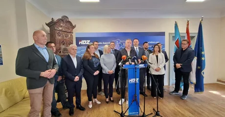 AUDIO/FOTO Zaustavljeno drastično poskupljenje vode koje je predložio Varkom: &bdquo;Ovo nije korekcija, nego udar na građane&rdquo;